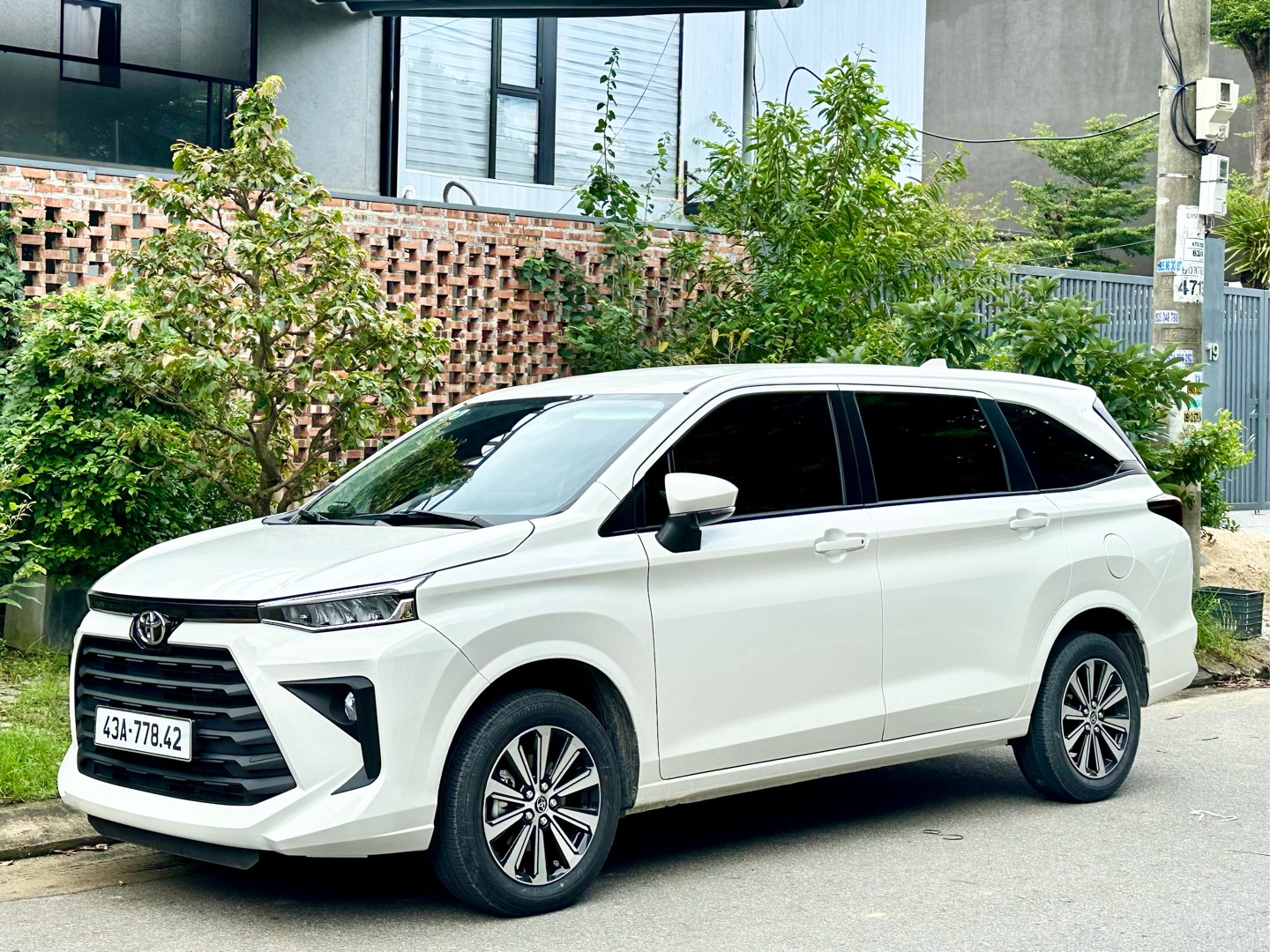 Thuê Xe Tự Lái Đà Nẵng
